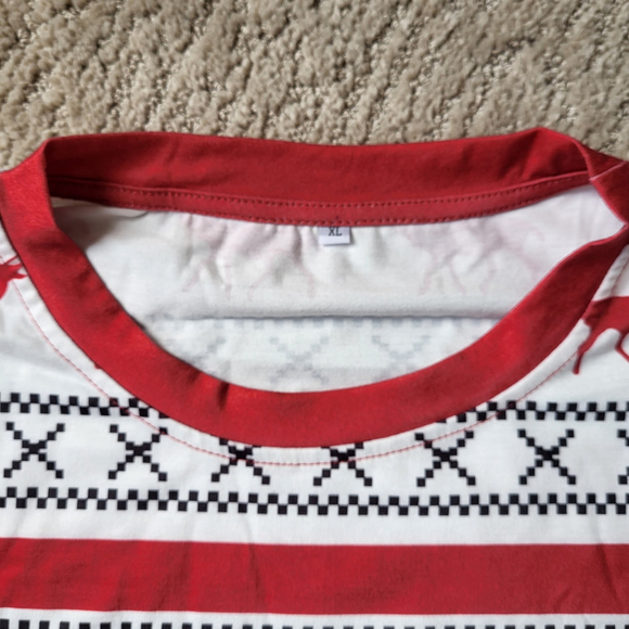 Women’s 2 Piece Christmas Lounge Suit – Reindeer Print – Size XL – NWOT - Picture 10 of 14